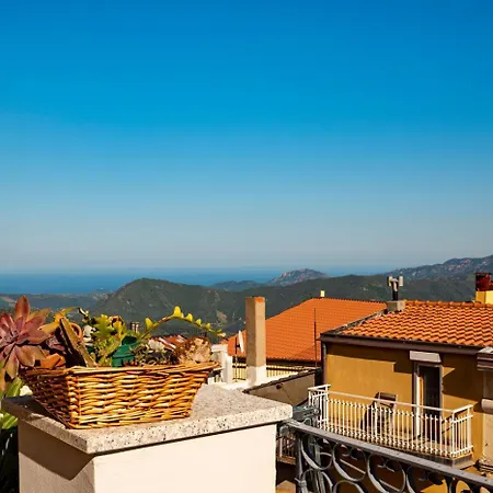 Casa Boi Tra Montagna E Mare *